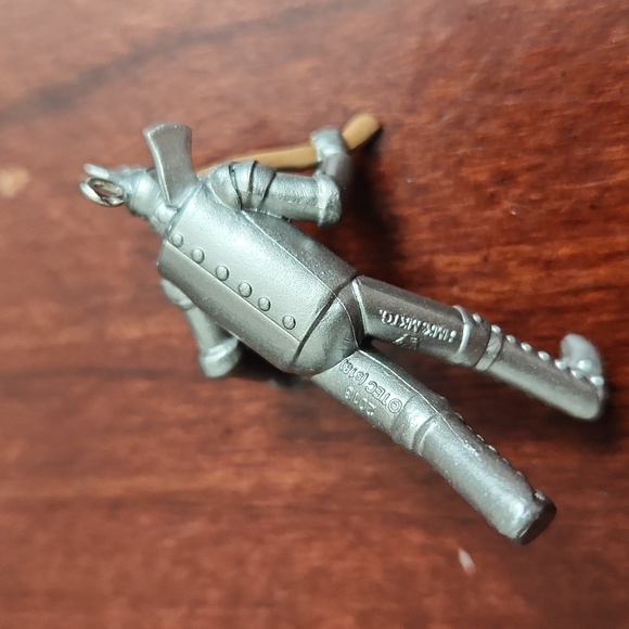 Hallmark Keepsake 2018 Tin Man The Wizard of Oz Ornament - Picture 6 of 6